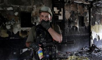 L'Ukraine a cité deux scénarios pour reprendre la guerre dans le Donbass
